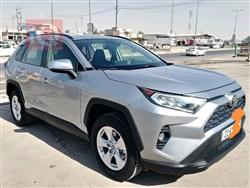 تۆیۆتا ڕاڤ 4